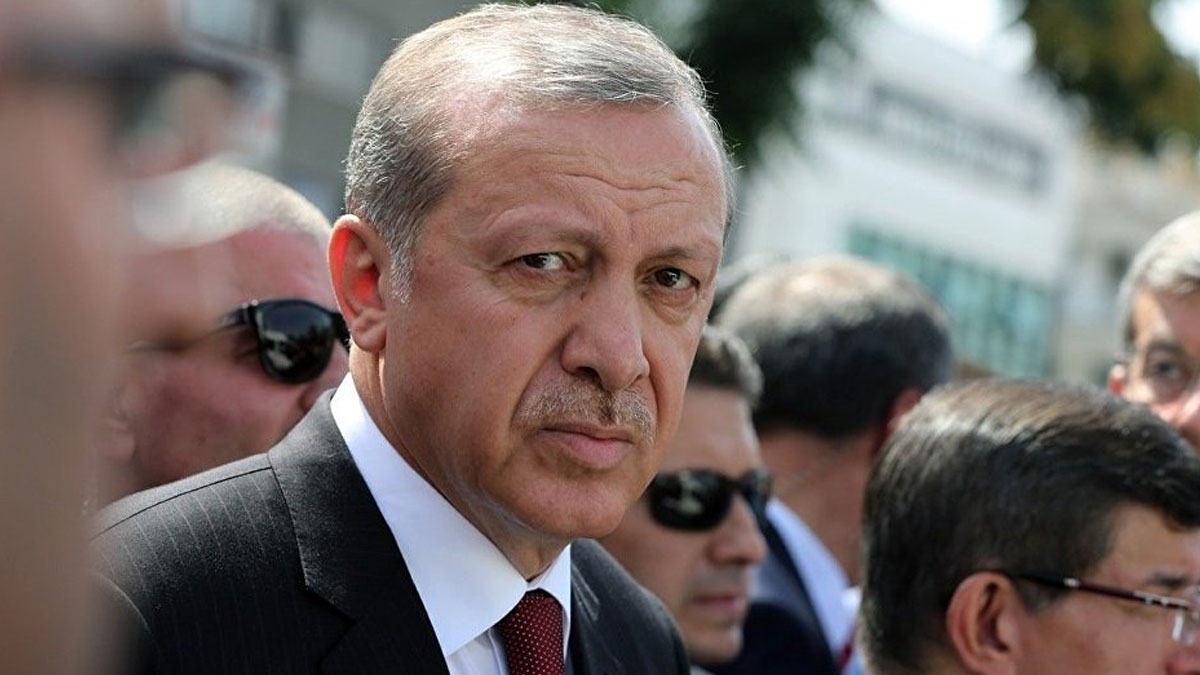 Döviz hesaplarından elde edilen gelirin vergi kesintisini artırma ve azaltma yetkisi Erdoğan'a verildi