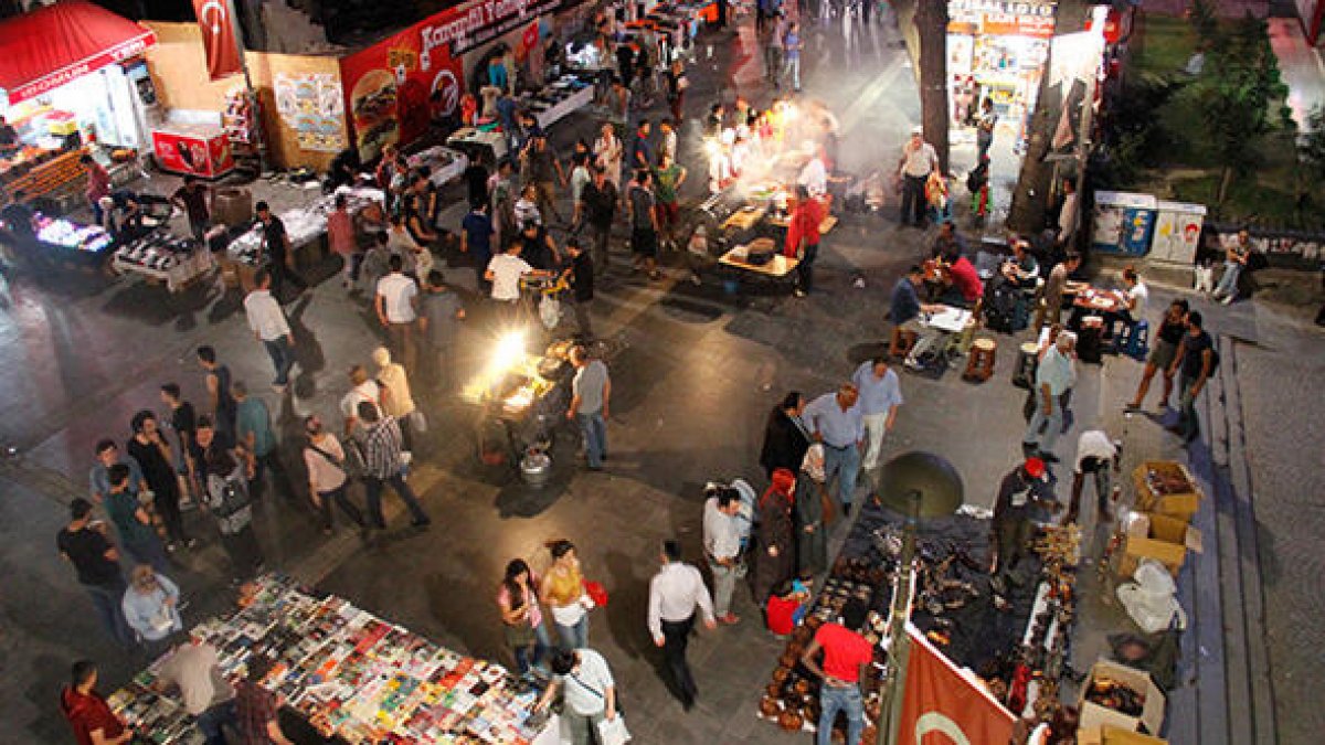 Ankara'da 'akşam pazarı' yasağı