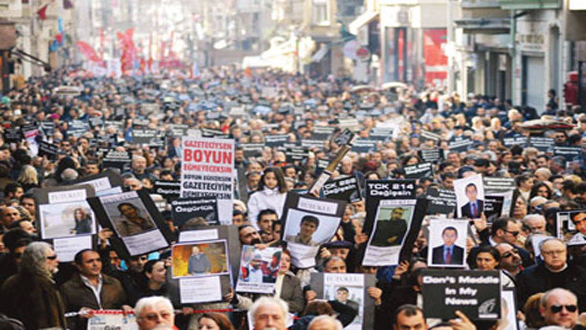 Uluslararası gazeteci derneklerinden Türkiye'ye çağrı