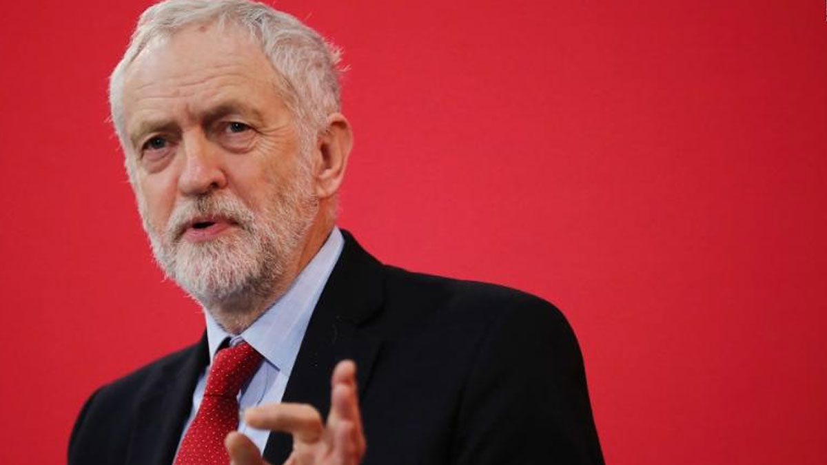 Jeremy Corbyn'in İşçi Partisi üyeliği askıya alındı
