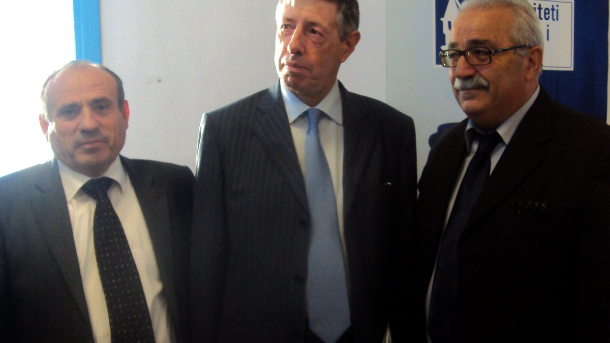 Mansur Yavaş'a ikizi gibi benzeyen büyükelçi