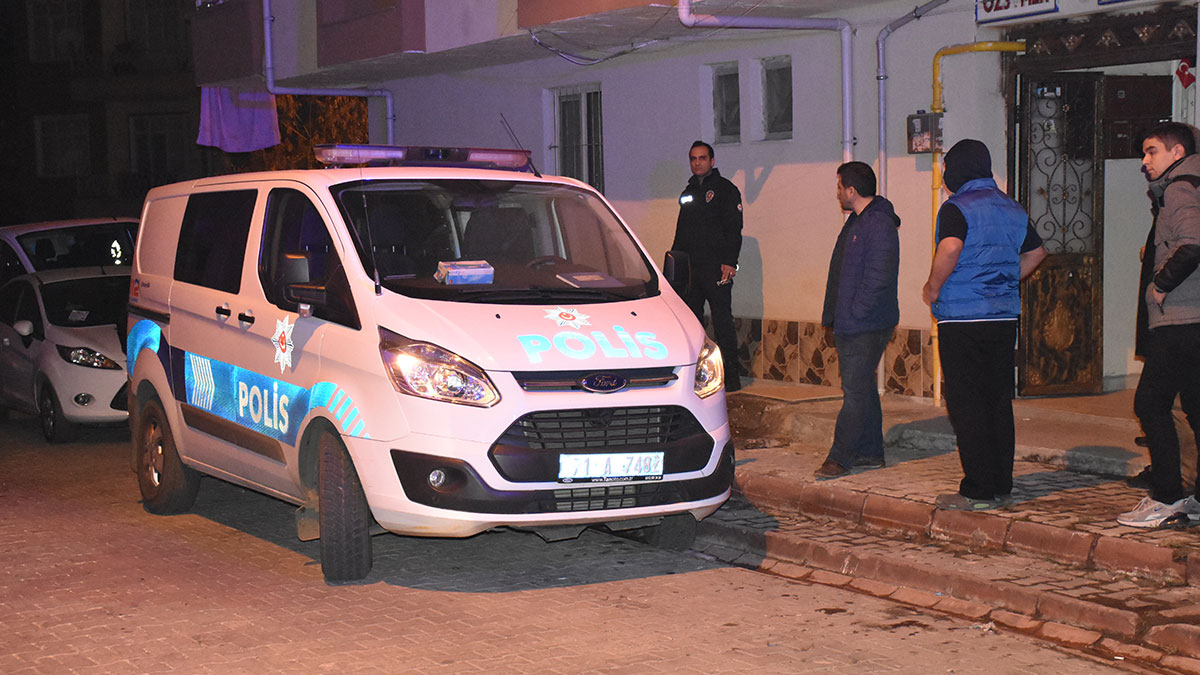 Kırıkkale'de bir öğretmen evinde ölü bulundu