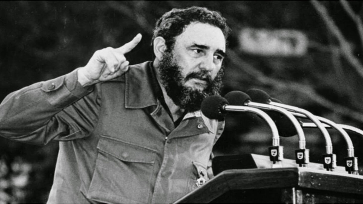 Küba ve Venezuela liderlerinden Fidel Castro anması