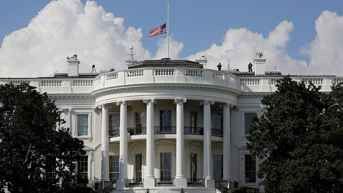 ABD'de alarm: Beyaz Saray kapatıldı