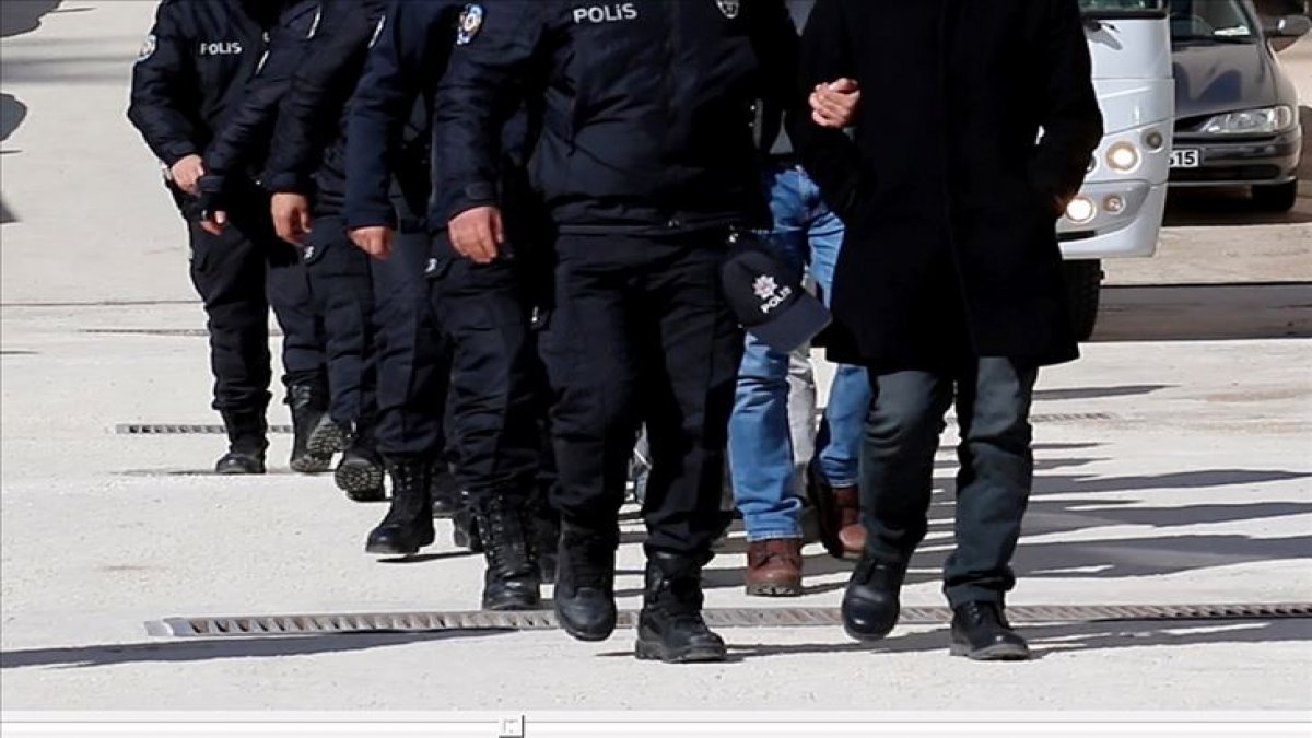 FETÖ'nün TSK yapılanmasında yargılanan 25 şüpheli tutuklandı