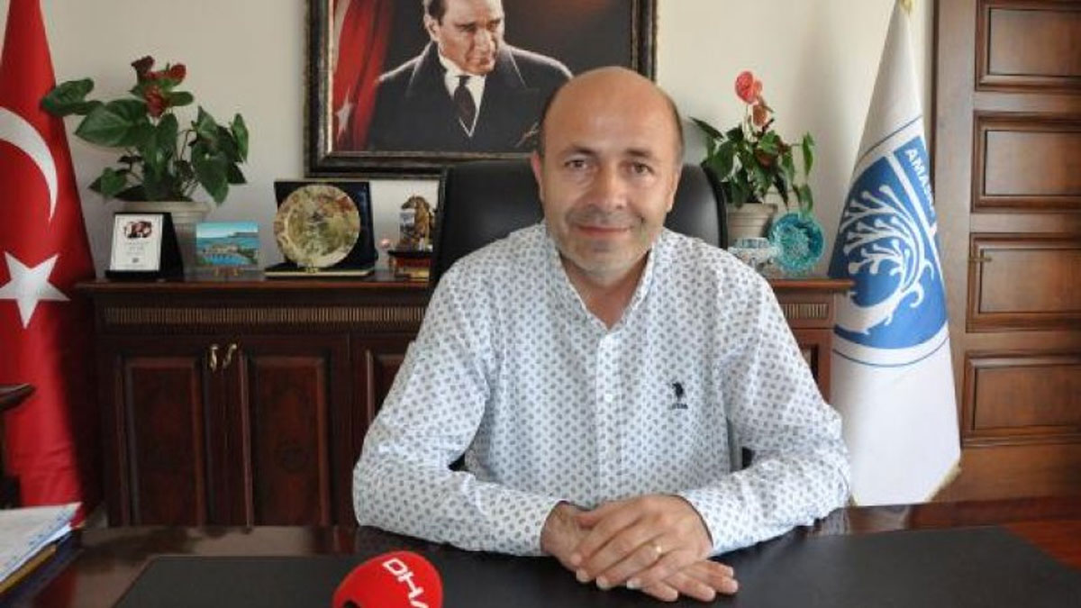 CHP'li belediye başkanına bıçaklı saldırı