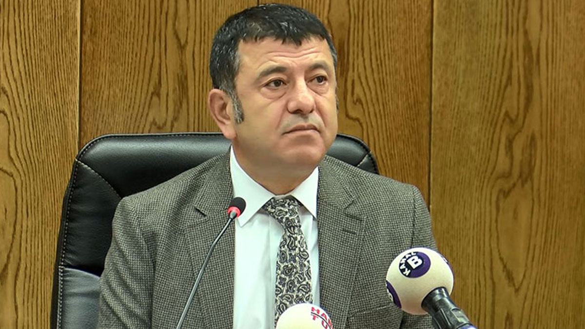 CHP'li Ağbaba: Asgari ücretliden vergi kesintisine son verilmeli
