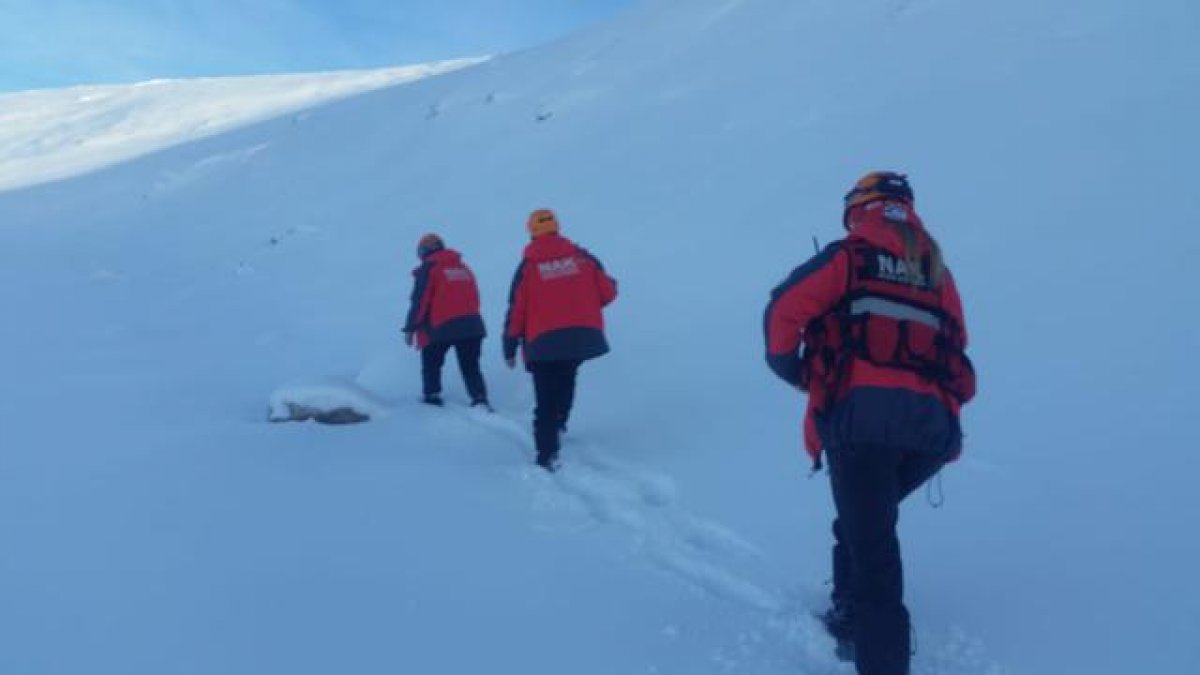 Uludağ'da kaybolan dağcıları arama kurtarma çalışmaları devam ediyor