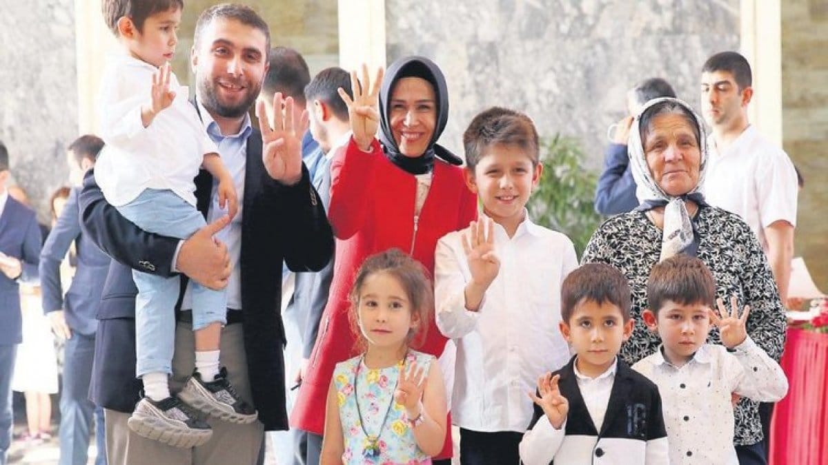 İhaleler AKP'li vekilin eşine verilmiş