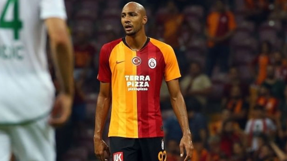 Galatasaray'da Nzonzi süresiz kadro dışı bırakıldı