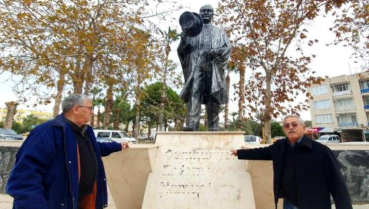 Atatürk anıtına çirkin saldırı