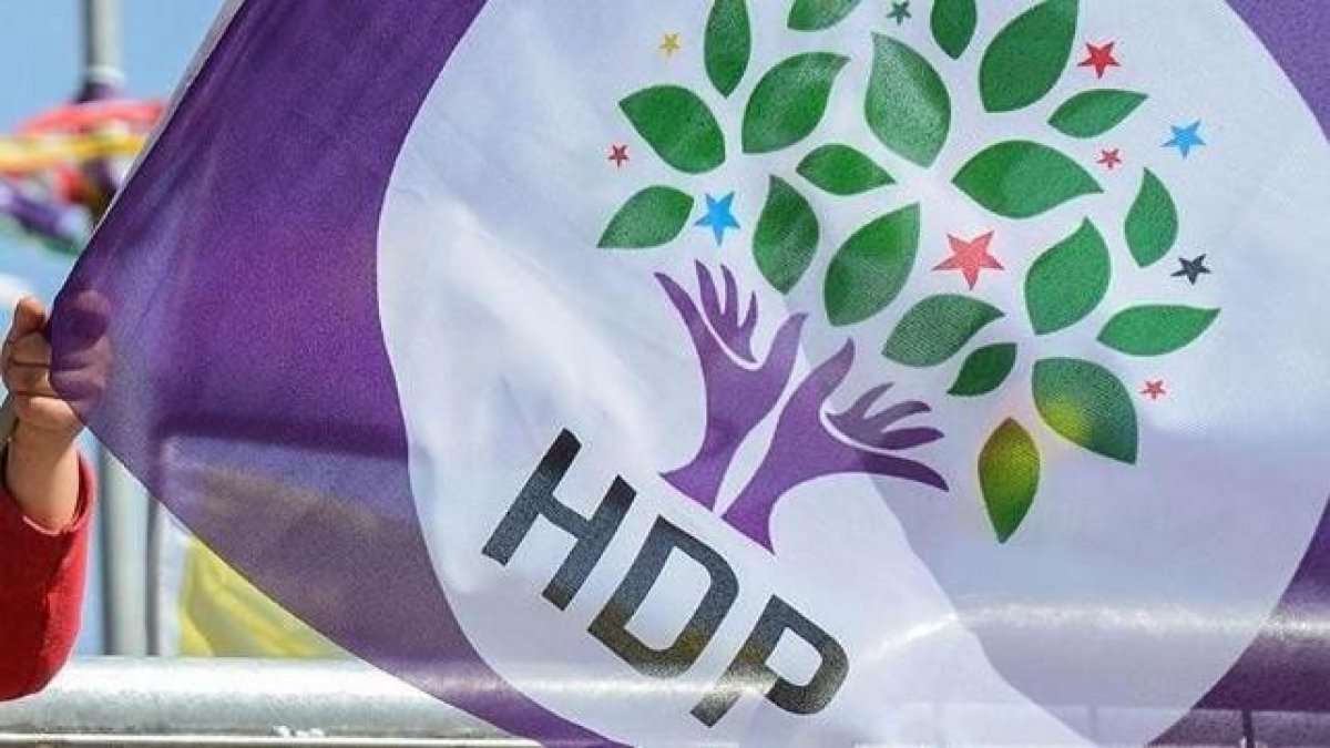 HDP'li vekil parti değiştirdi