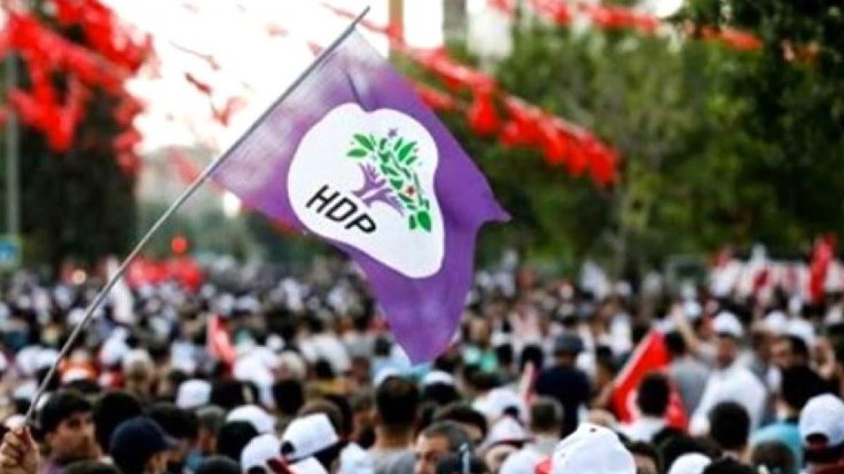 HDP'li Beştaş: Kayyum hırsızlığı, yolsuzluğu devam ettirme iradesini de ortaya koyuyor