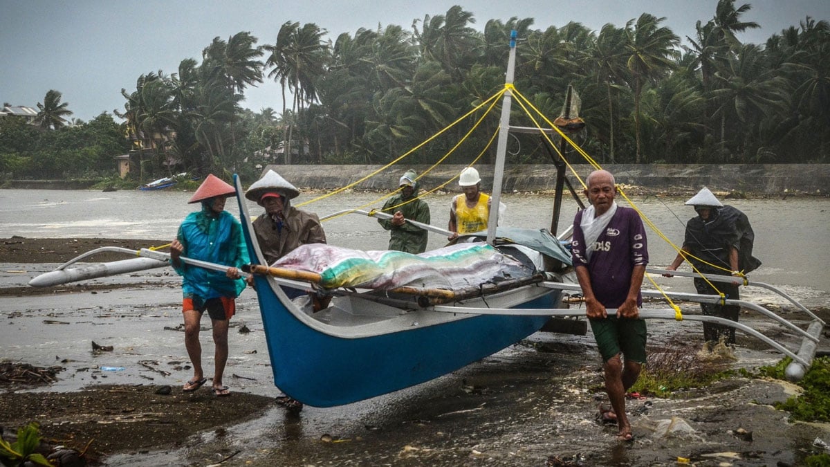 Filipinler'de tayfun felaketi: 100'den fazla ev kullanılmaz hâle geldi