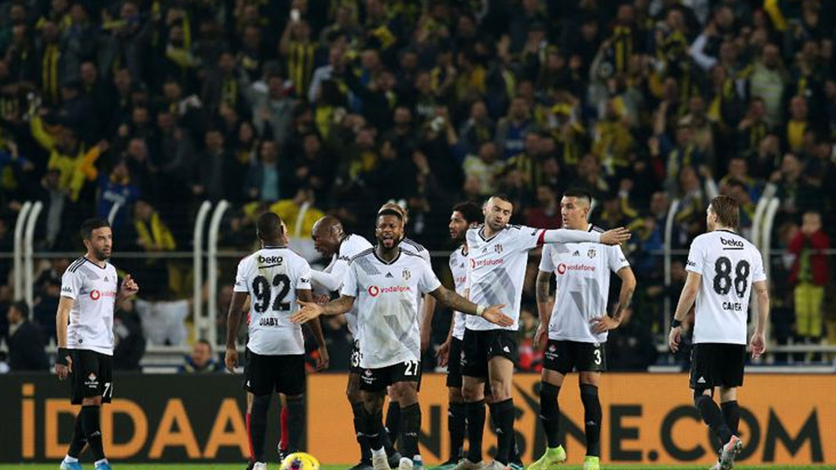 Beşiktaş, '4 futbolcu ayrılacak' iddialarına yanıt verdi