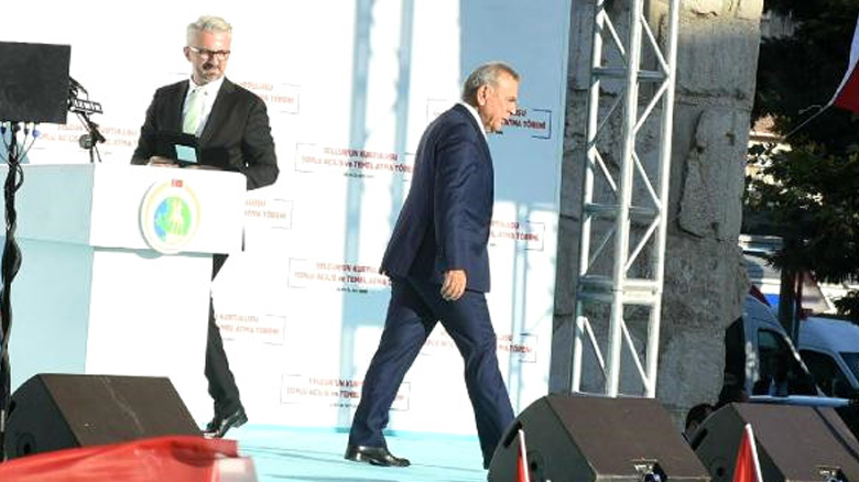 İzmir Büyükşehir Belediye Başkanı Kocaoğlu, terk ettiği törenin perde arkasını anlattı