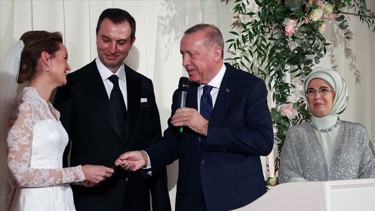 Bakan Akar'ın oğlu evlendi: Erdoğan şahit oldu