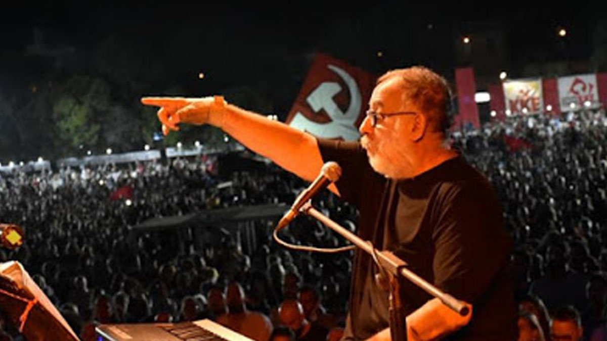 Komünist müzisyen Mikroutsikos hayatını kaybetti