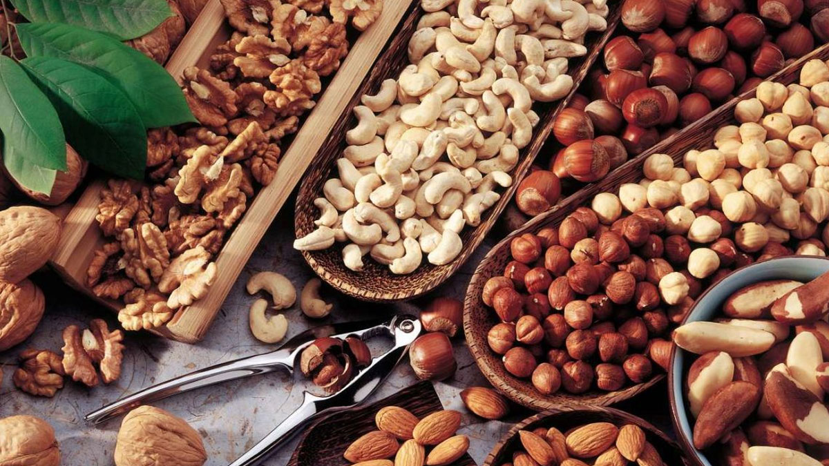 Yılbaşı öncesi kuru yemişe büyük zam