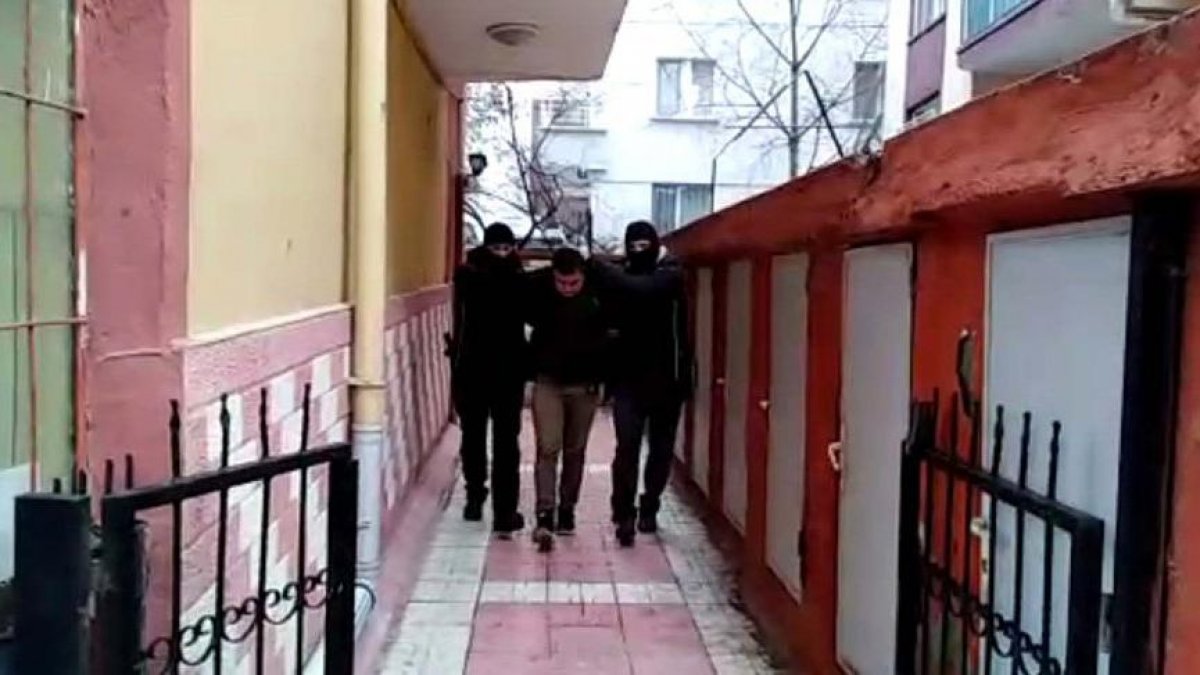 Ankara'da yılbaşı gecesi için eylem hazırlığındaki 5 kişi yakalandı