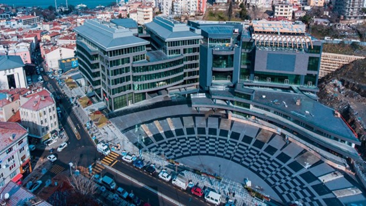 AKP'li belediyenin gerici vakfa hibe ettiği inşaat durduruldu