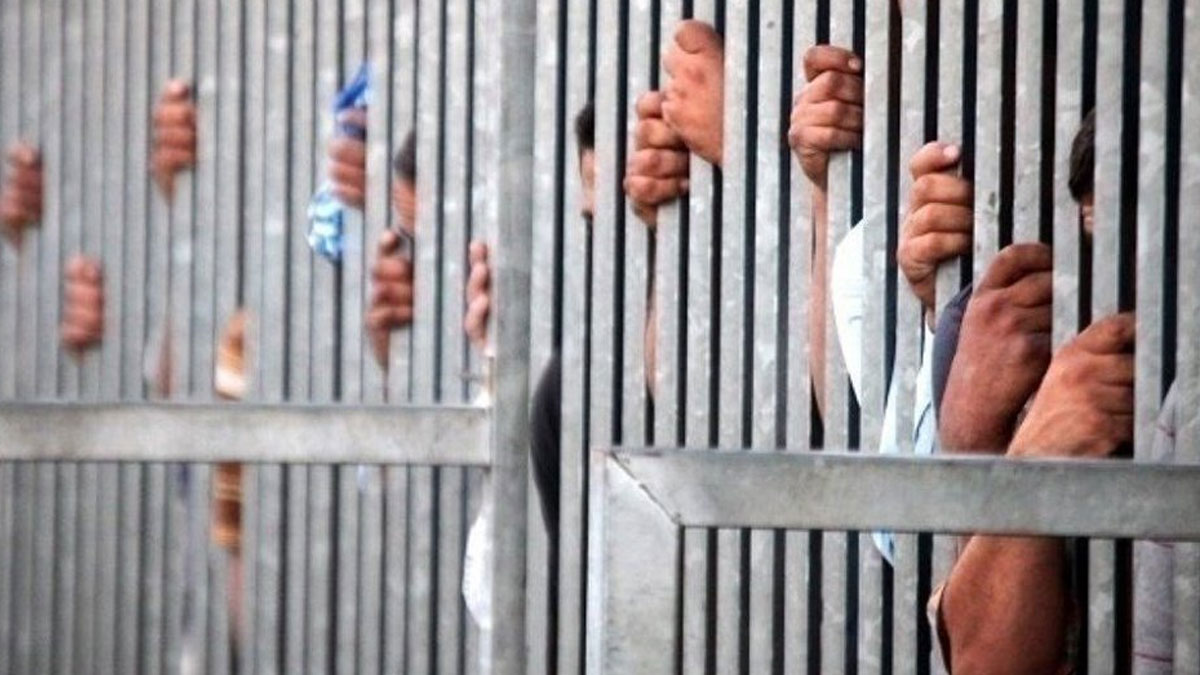 Meksika'da cezaevinde kavga: 16 ölü