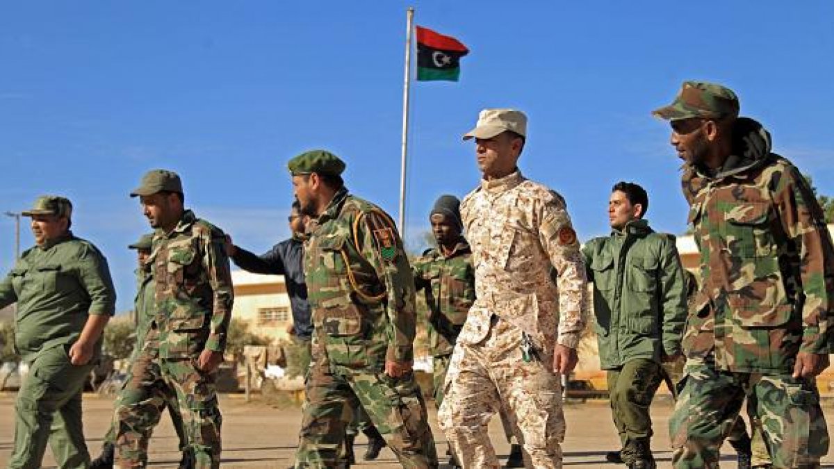 Hafter, Libya halkını Türk askerine karşı silahlanmaya çağırdı