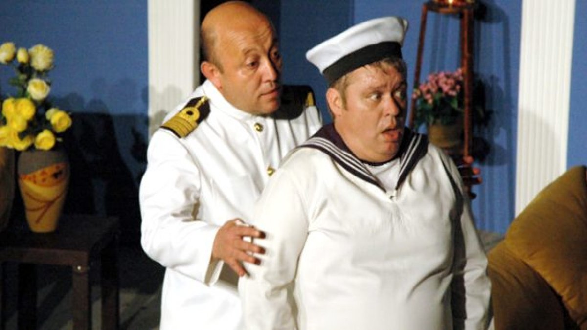 Tiyatrocu Ercüment Doğan hayatını kaybetti