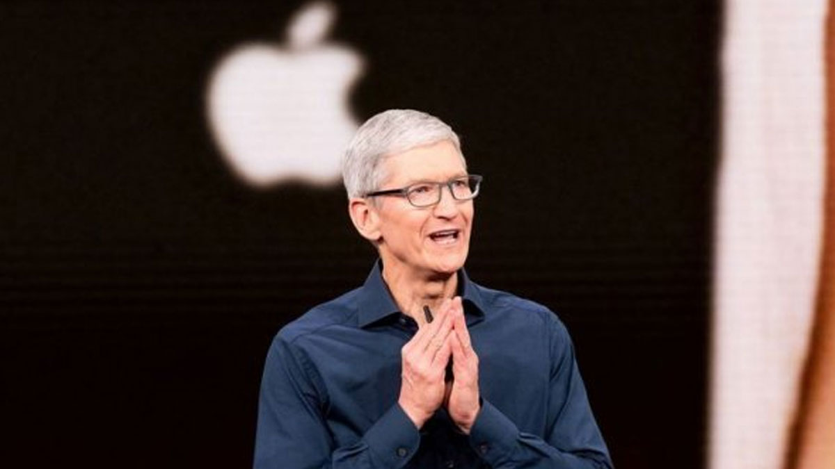 Apple'ın CEO'su Tim Cook'un maaşı açıklandı