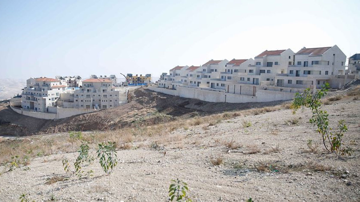 İsrail, Batı Şeria'da bin 900'den fazla yasa dışı konut inşasını onayladı