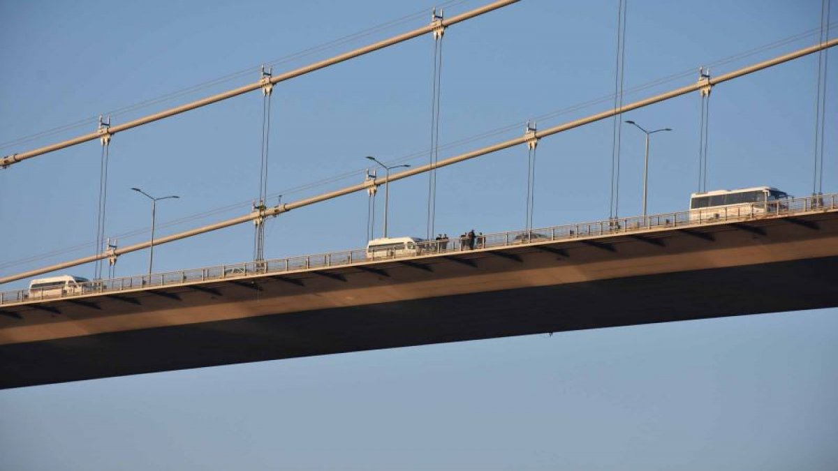 Köprüde intihar girişiminde bulunmuştu: Hapis cezası isteniyor