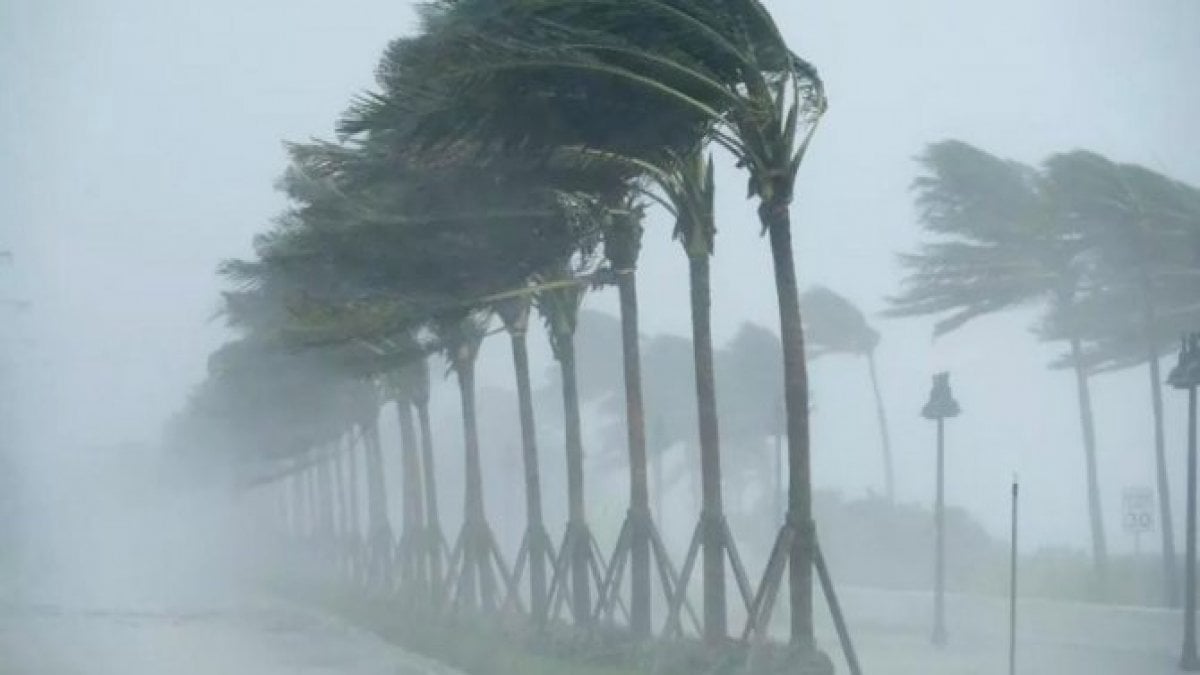 Meteoroloji uyardı: Orta ve Doğu Akdeniz'de fırtına