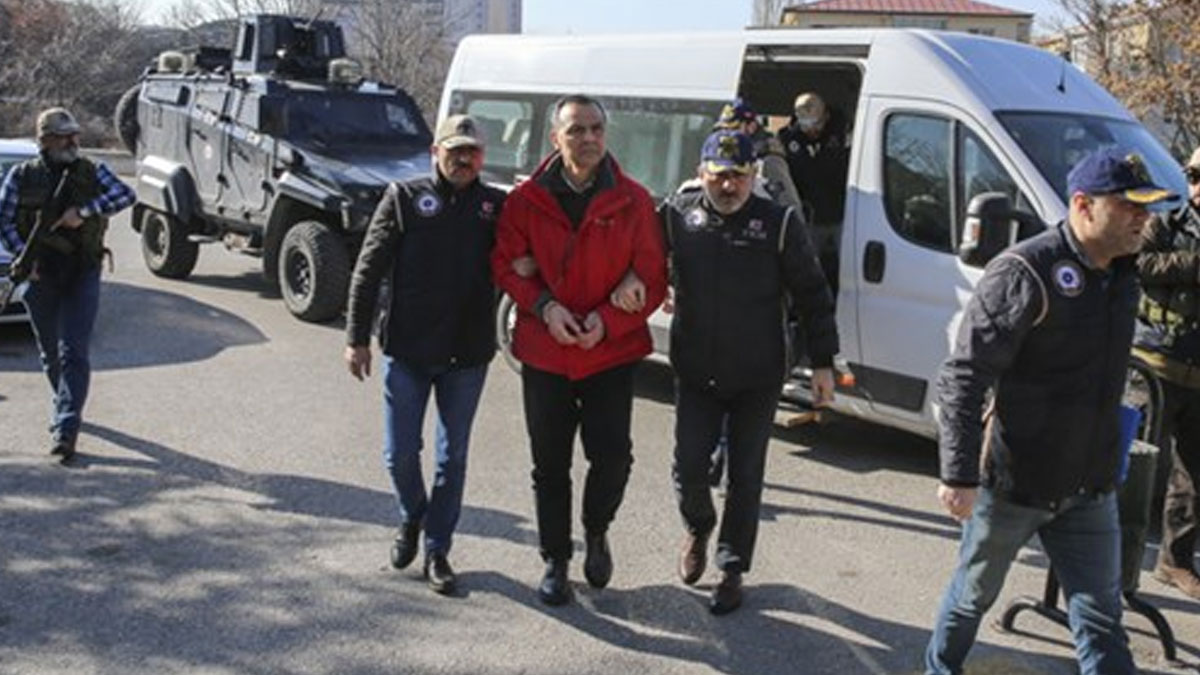 Tahliyesine itiraz edilmesi üzerine gözaltına alınan eski Korgeneral Metin İyidil tutukladı