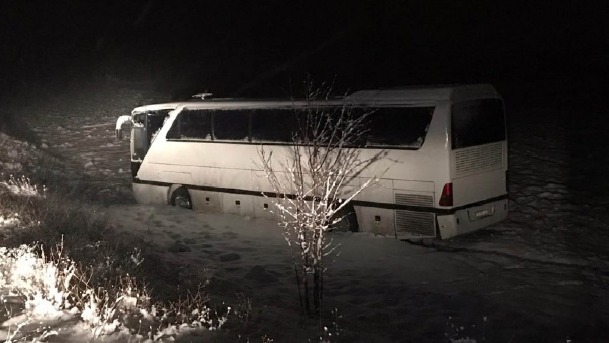 Sivasspor altyapı otobüsü kaza yaptı: Çok sayıda yaralı