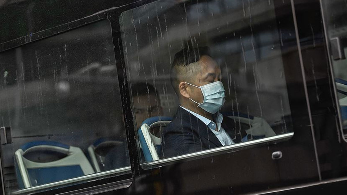Çin'de 'koronavirüs' salgını nedeniyle bir kentte tüm toplu ulaşım durduruldu