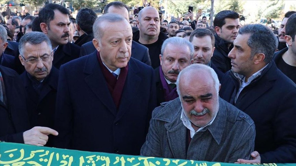 Cumhurbaşkanı Erdoğan cenaze töreninde açıkladı: Yıkılan binalar için TOKİ çalışma yürütecek