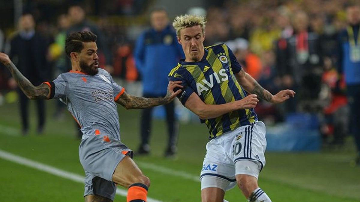 Fenerbahçe, Başakşehir'i 2-0 yendi