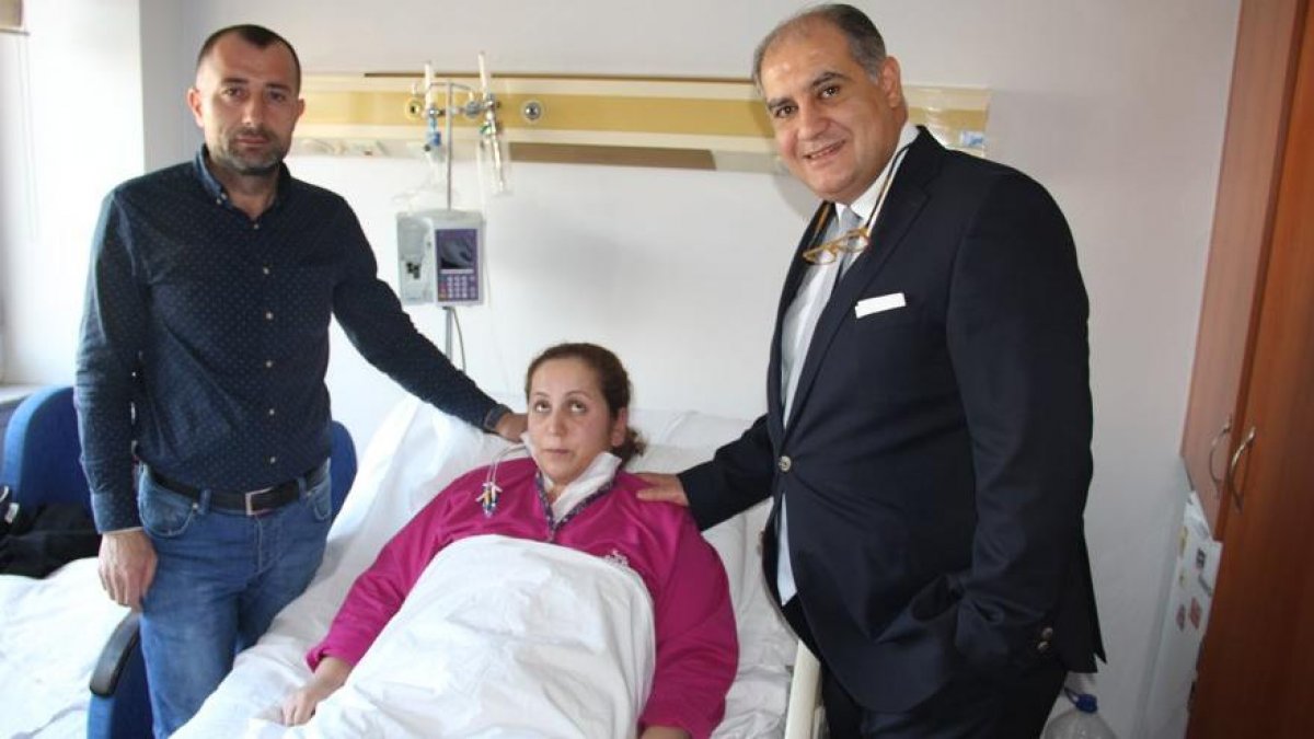 Dünyada ilk: Türk cerrah, şah damarını saran tümörü temizledi