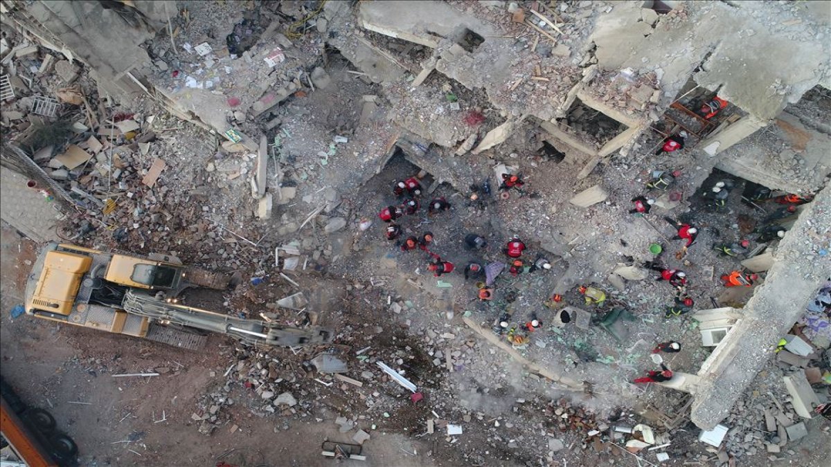 Bakan Kurum: Deprem bölgesinde yüzde 40 hasar tespit ettik
