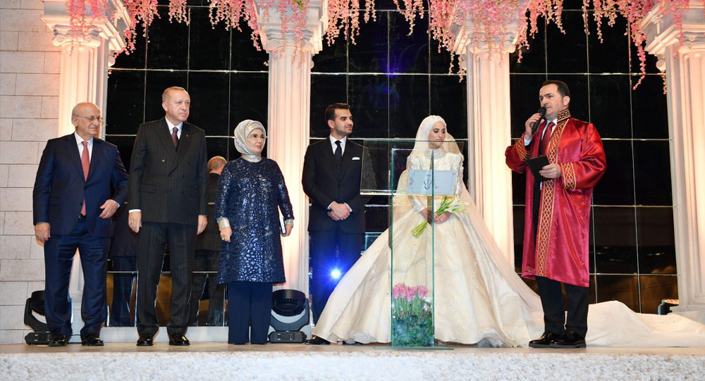 CHP kongresi Erdoğan'ın katıldığı düğün yüzünden mi çadıra taşındı?