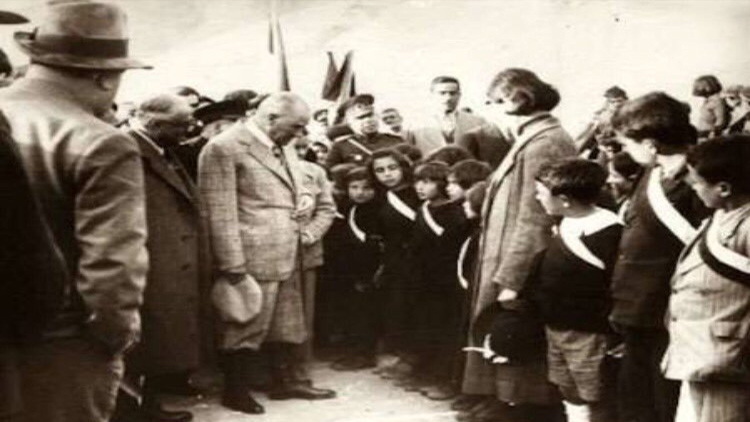 Sosyal bilgiler kitabında Atatürk skandalı!