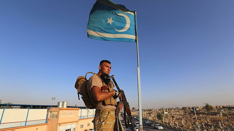 Türkmenler savaş olacak endişesiyle silah yığınağı yapıyor