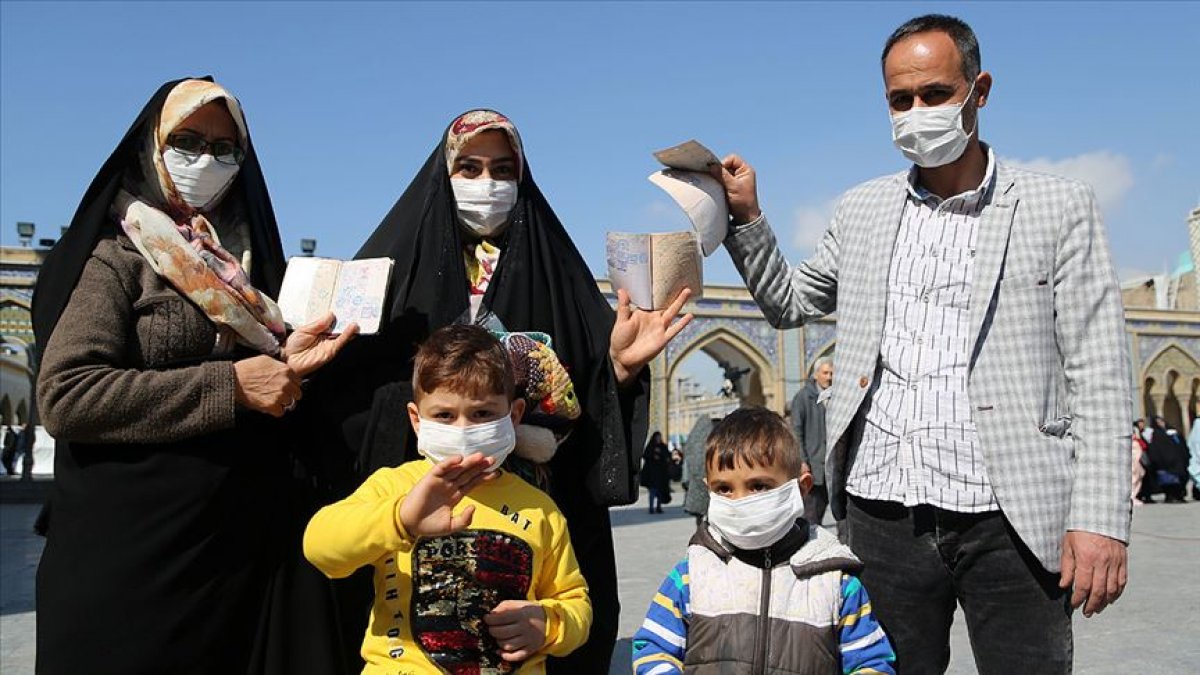 İran'da corona virüs salgınında ölenlerin sayısı yükseldi