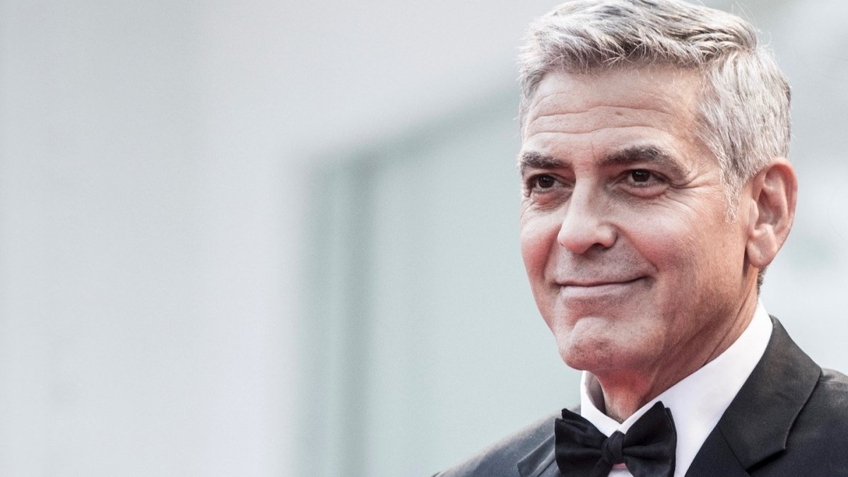 Ünlü oyuncu George Clooney, futbol kulübü satın alıyor