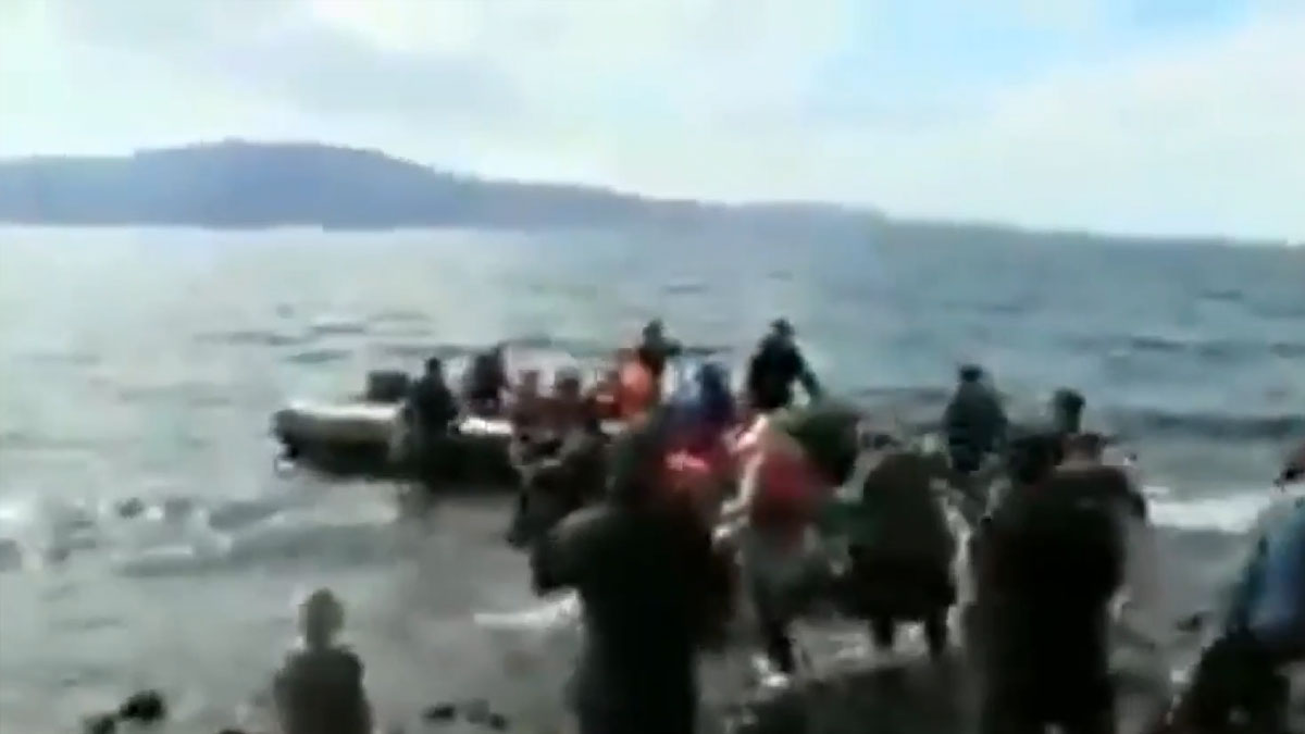 Mülteciler, Ayvacık'tan Yunanistan'ın Midilli Adası'na geçmeye çalışıyor