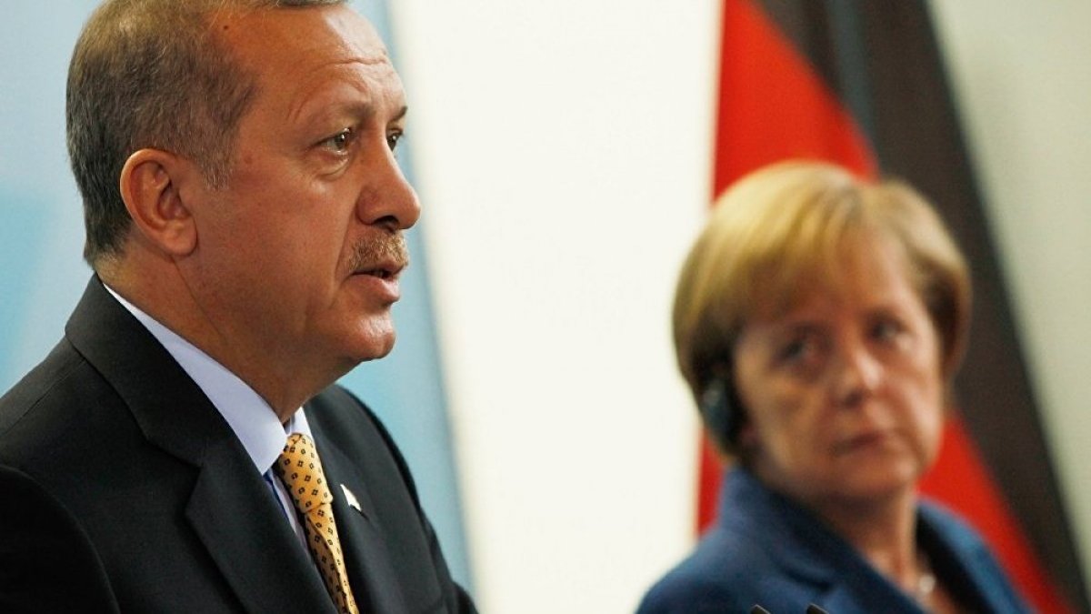 Erdoğan ilk kez kamera karşısında: Gezi ve Merkel'e yüklendi