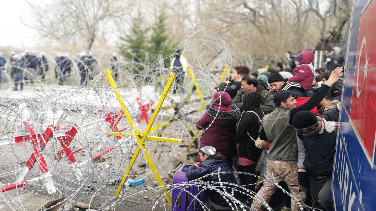 Göçmen Dayanışma Ağı: Sınır politikaları öldürür, savaşa hayır!