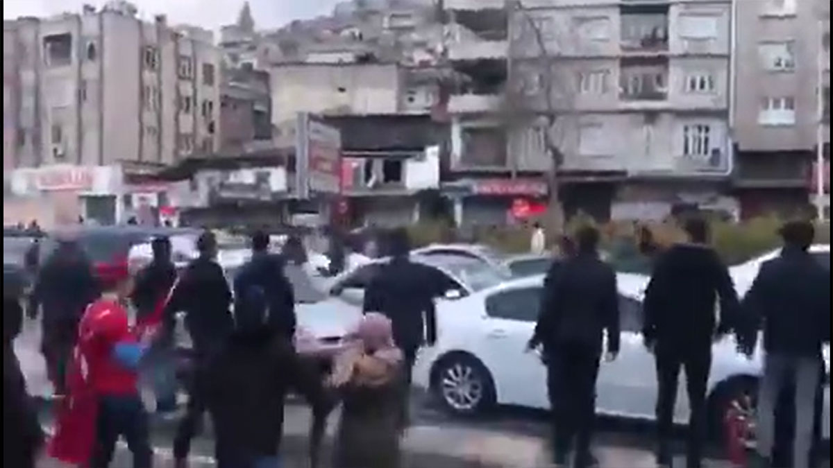 Kahramanmaraş'ta Suriyelilerin evlerine ve iş yerlerine saldırı