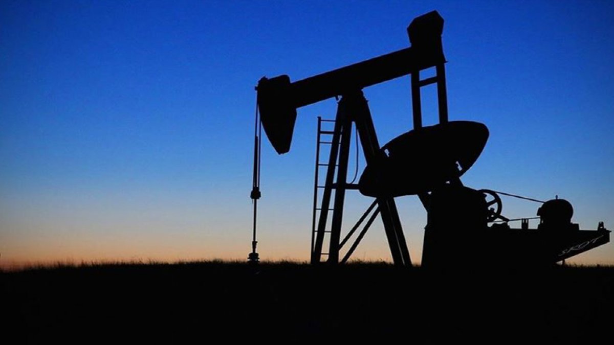 Brent petrol fiyatında yüzde 25 düşüş