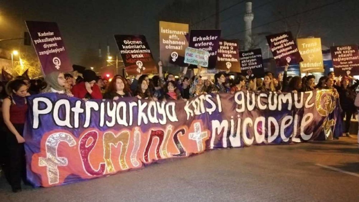 İstanbul'da gözaltına alınan kadınlar serbest bırakıldı